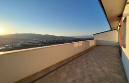 Penthouse 82mp, terasa 30mp, Cetate