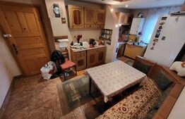 Apartament 4 camere, 2 bai, 80 mp, zona Cetate Kaufland