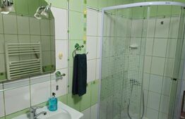 Apartament 2 camere, 55 mp, decomandat, boxa, zona Cetate