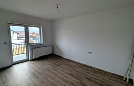 Triplex 110mp utili, 190 mp teren, si beci zona Cetate