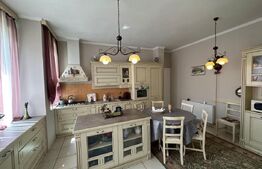 Casa individuala 7 camere, 392mp utili, 937mp teren, zona Cetate