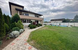 Casa individuala, 7 camere, 300mp utili, 900mp teren, zona Lidl Cetate