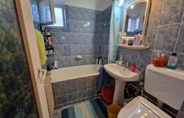 Apartament 3 camere, 57 mp, balcon, zona Cetate