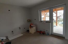 Casă cu 6 camere, 120 mp utili, zona Orizont - Micești