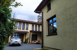 Pensiune de 503 mp, teren 690 mp, in zona Cetate