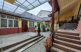 Casă cu 4 dormitoare și 2 spații comerciale, zona Tolstoi - Centru