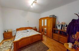 Casă cu 4 dormitoare și 2 spații comerciale, zona Tolstoi - Centru