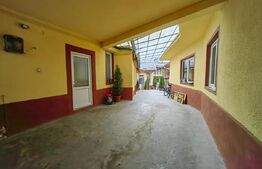 Casă cu 4 dormitoare și 2 spații comerciale, zona Tolstoi - Centru