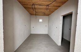 Casă la gri, 5 camere, zona Centrală - Alba Iulia