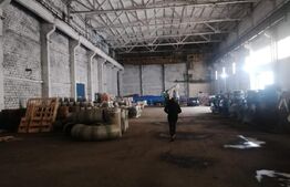 Hala industriala 2051 mp utili in zona Aiud