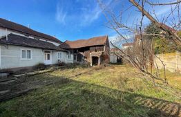 Casa demolabila, teren de 1358 mp, toate utilitatile,zona Centru