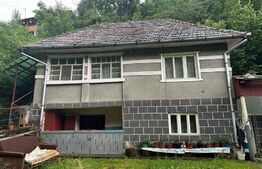 Casa individuala 100mp si 1400mp teren in Ramet, langa manastire