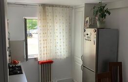 Apartament de 3 camere, 60 mp, etaj intermediar, zona Ampoi 1