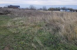 Teren intravilan construibil, 700 mp, zona Cetate