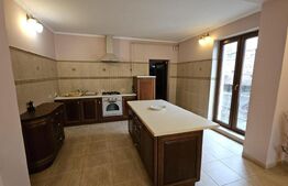 Casă individuală D+P, 6 camere, 260 mp, teren 921 mp, Sebeș – complet renovată