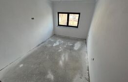 Apartament 3 camere, 106mp, zona-Piata