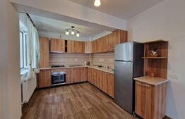 Apartament, 3 camere, 70 mp, zona centrala 