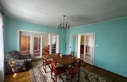 Casa, 4 camere, 645 mp teren, zona Centru - Alba Iulia