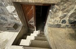 Casa, 4 camere, 645 mp teren, zona Centru - Alba Iulia