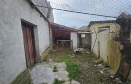 Casa individuala 4 camere, 105 mp, 2593 mp teren, comuna Vintu de Jos