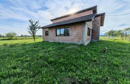 Casă individuală, 4 camere, teren 595 mp, Galtiu - Sântimbru