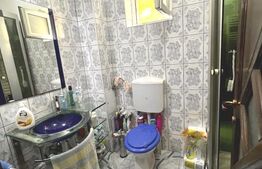 Casa, P+E, 4 camere, 294 mp de teren in cartierul Centru la asfalt