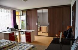 Casa, P+E, 4 camere, 294 mp de teren in cartierul Centru la asfalt