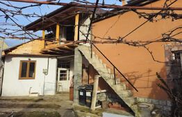 Casa Ultracentrală Aiud, 2 camere, 105mp, curte 423 m, Pretabil SP Comercial 