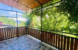 Casa de vanzare 96 mp, 3 camere 