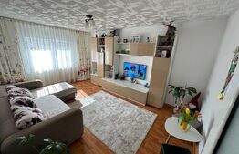 Apartament 3 camere, 79 mp, zona Mercur