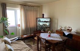 Apartament 2 camere, 49 mp, balcon, zona Blaj