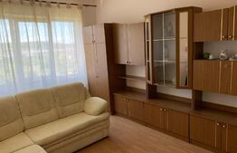 Apartament 3 camere, 80 mp, decomandat, zona Blaj
