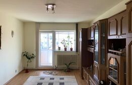 Apartament 3 camere, 80 mp, balcon, zona Cetate