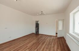 Casa 70 mp utili 2 camere living 2 bai 200mp teren in Blaj