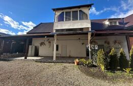 Casa 220 mp utili 4 dormitoare living cu bucatarie open-space teren 760 mp Aiud