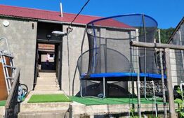 Casă individuală, 240 mp utili, teren 1000 mp, 6 camere, zona Cugir