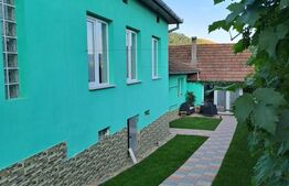 Casă individuală, 240 mp utili, teren 1000 mp, 6 camere, zona Cugir