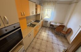 Apartament 3 camere, 2 balcoane, zona Cetate