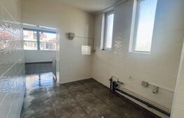 Spațiu comercial, 125 mp, Parter, Vitrină Retractabilă, 2 băi, ideal HoReCa