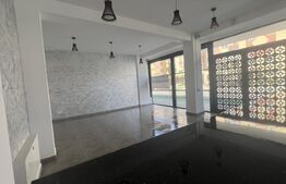 Spațiu comercial, 125 mp, Parter, Vitrină Retractabilă, 2 băi, ideal HoReCa