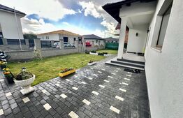 Casa individuala 4 camere, teren 700 mp,zona Micesti