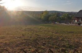 Casa 5 camere bucatarie baie teren 1822 mp in loc. Cut