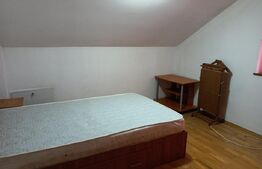 Apartament cu 3 camere, cu scare interioara, cu garaj si loc de parcare