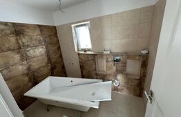 Triplex150 mp utili, 230 mp teren, zona Cetate