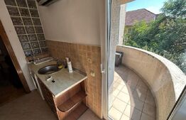 Apartament 3 camere, 65 mp, decomandat, zona Cetate