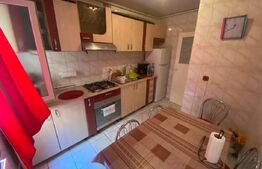 Apartament 3 camere, zona Centru 