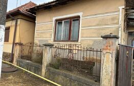 Casa individuala, 2 camere, 70 utili, 900mp teren, zona Sard