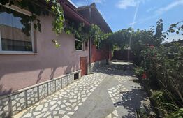 Casa individuala de vanzare 4 camere, curte 250 mp, zona ultracentrala