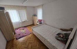 Casa Spatioasa 285 mp, 9 camere, 750 mp curte zona Schit - Cetate 