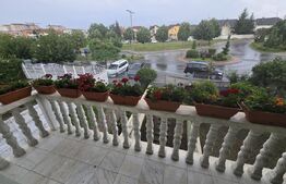 Casa Spatioasa 285 mp, 9 camere, 750 mp curte zona Schit - Cetate 